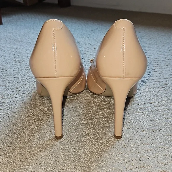 Nine West Nude Patent Pointed-Toe Pumps - Picture 4 of 10